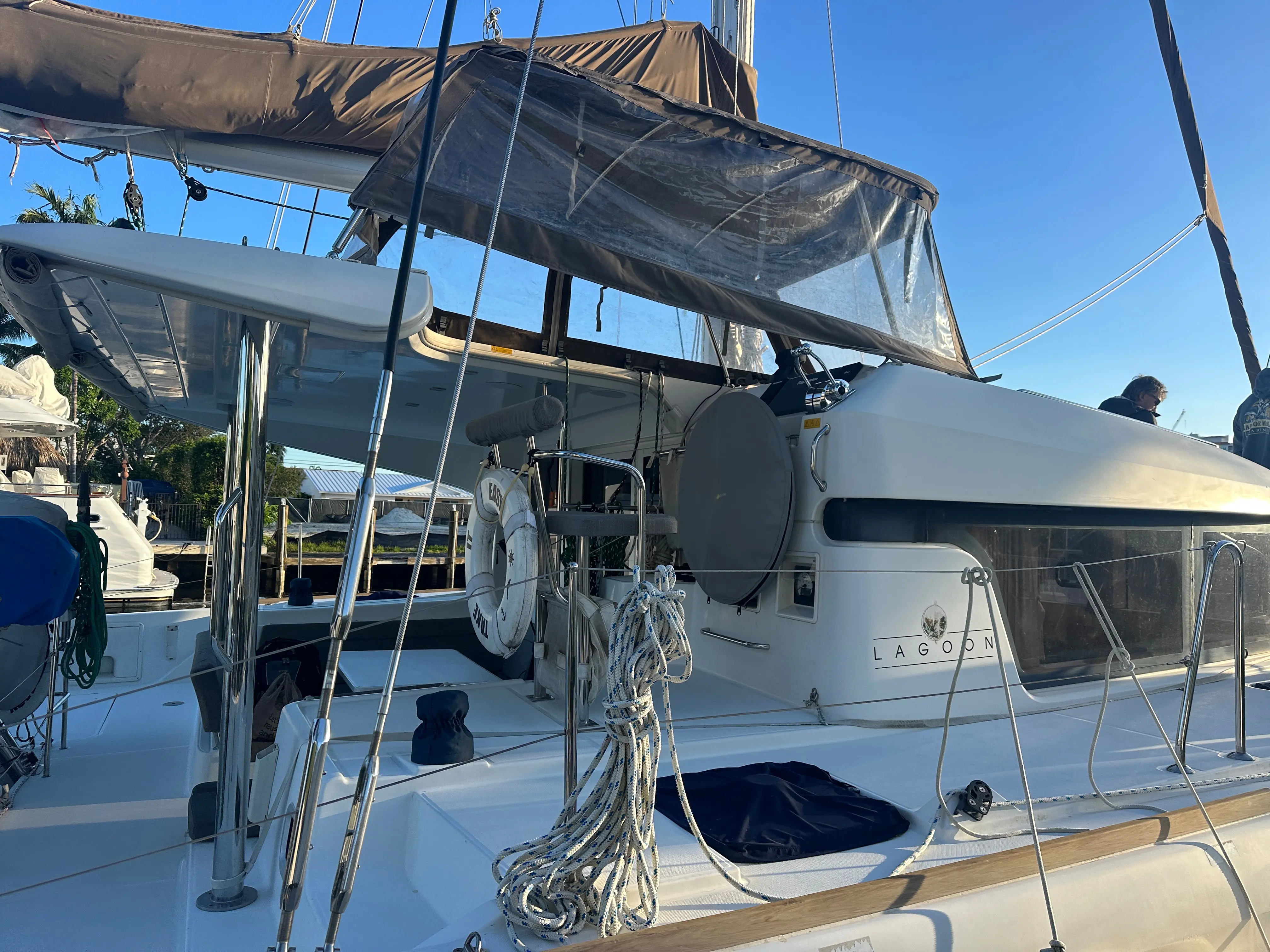 Sold Catamaran 2014 Lagoon 39