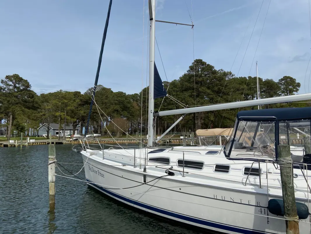 Used Sail Monohull for sale 2005 Hunter 41 AC